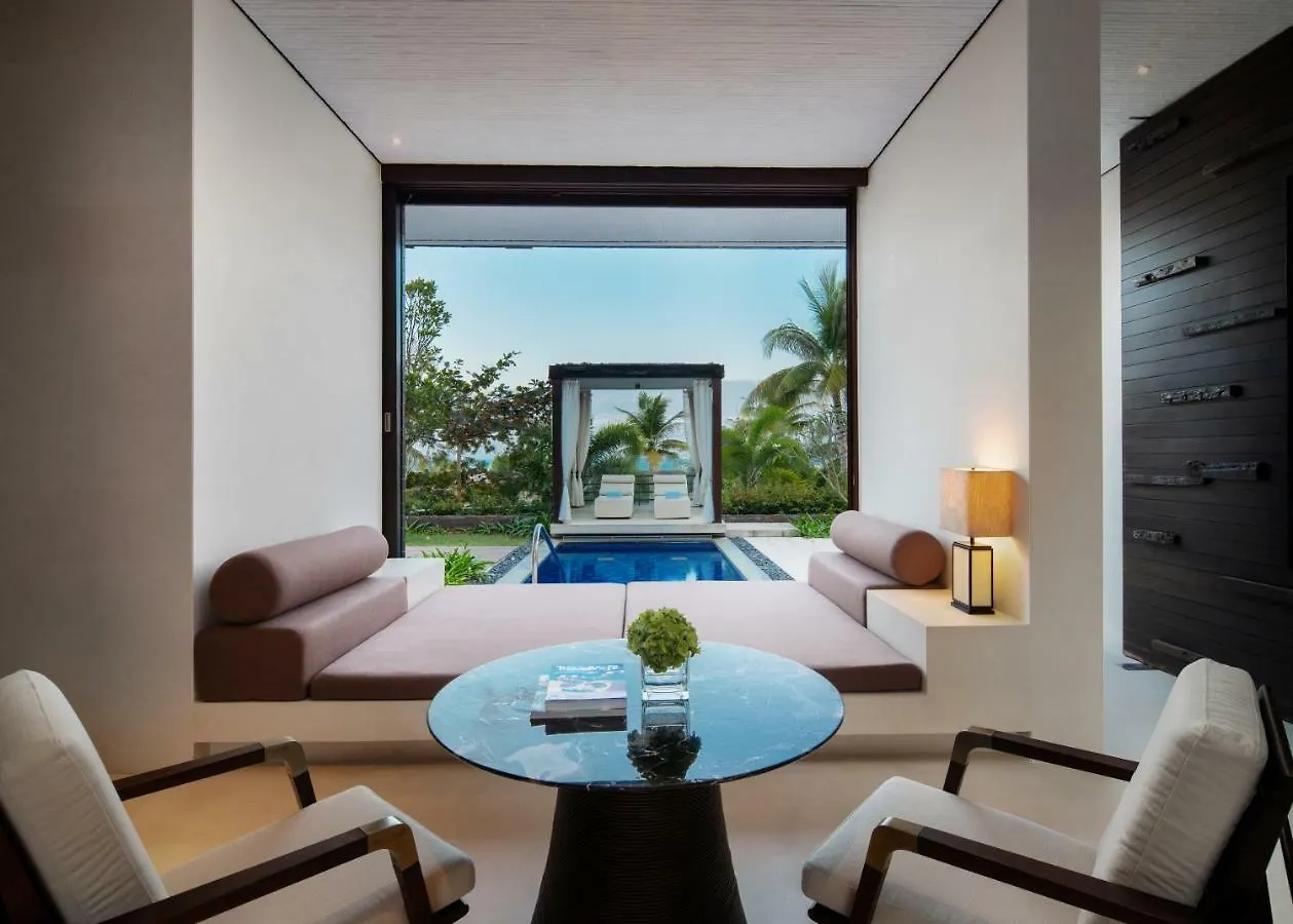 The Mangrovetree Sanya Resort 5*,